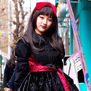 Meet your Posher, Helen